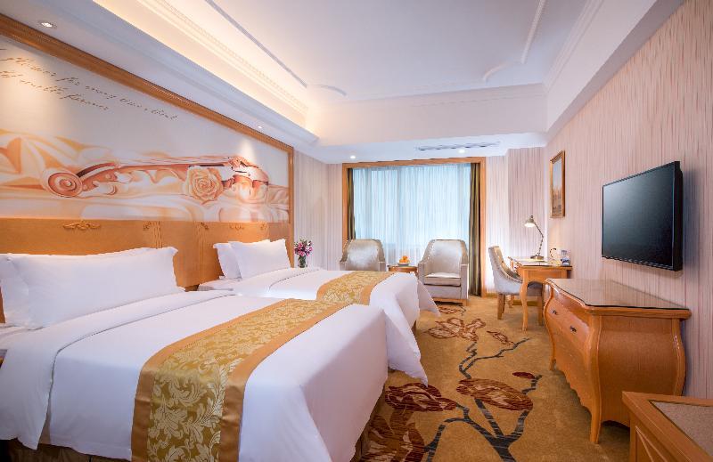 Vienna International Hotel Shenzhen Qianhai Екстериор снимка